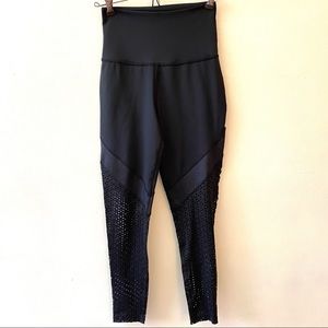 Beyond Yoga black mesh & laser cut high waisted leggings size small